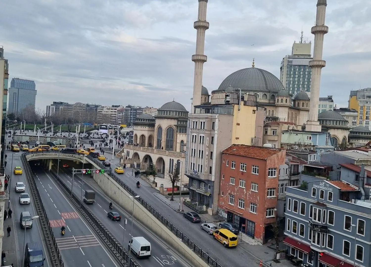 Taximtown Hotel Istanbul