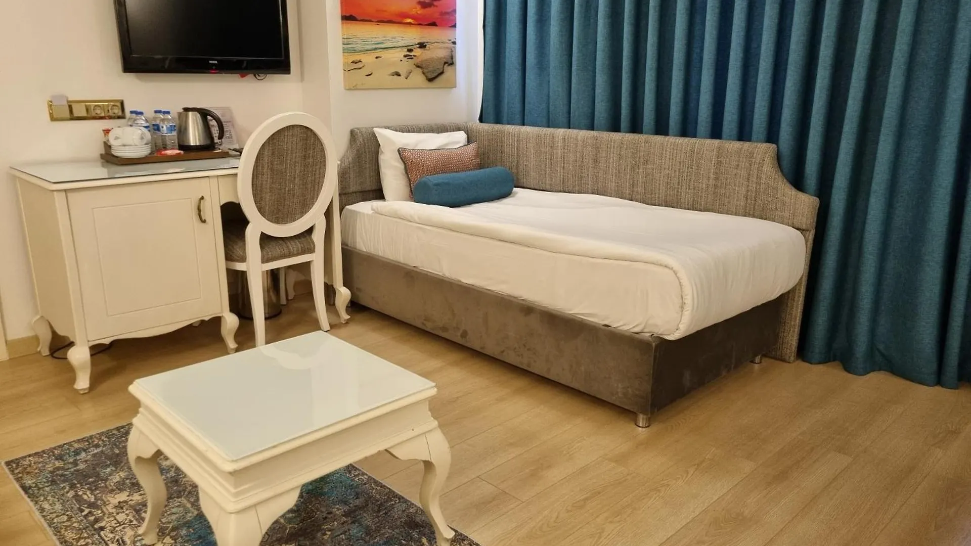 Taximtown Hotel Istanbul 4*,  Turkey