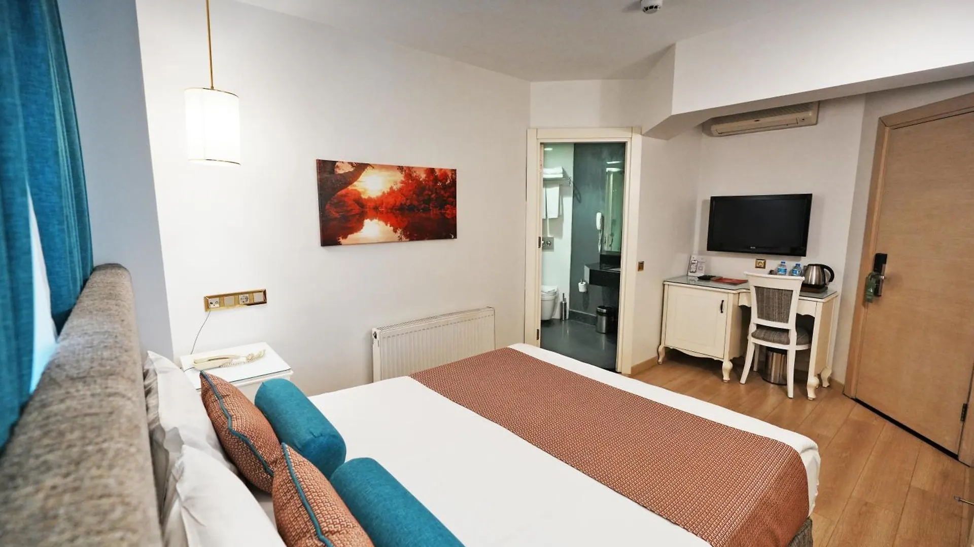 Taximtown Hotel Istanbul