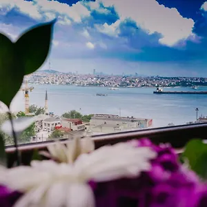 Taksim Galata Port Cihangir By-aydin Family And Flats - Premium Category מלון