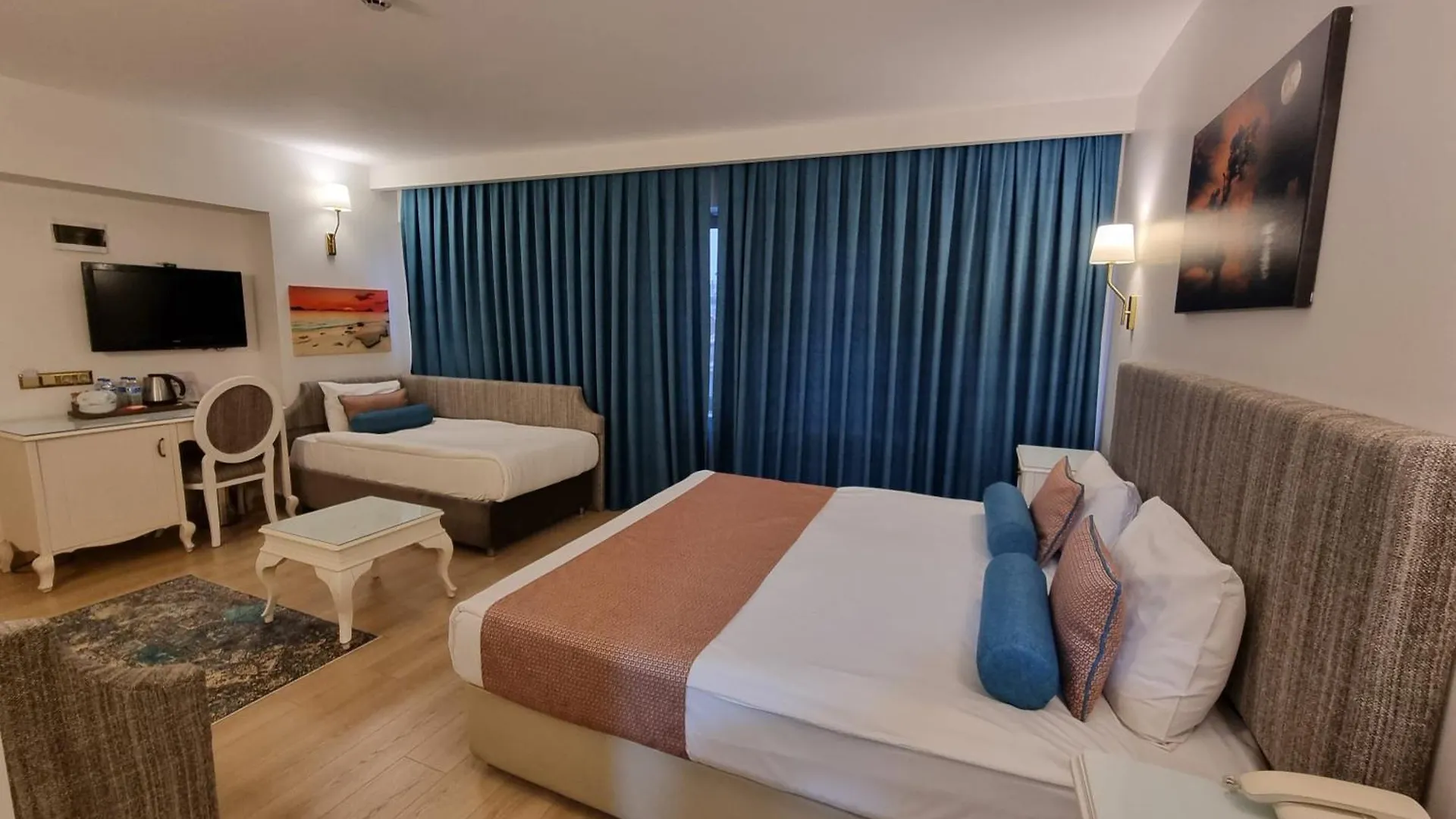 Taximtown Hotel Istanbul